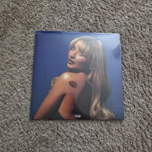 Sabrina Carpenter Signed Short n' Sweet Vinyl Insert With Proof Of Purchsse